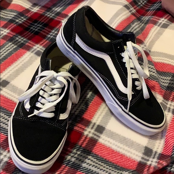 black and white vans size 8